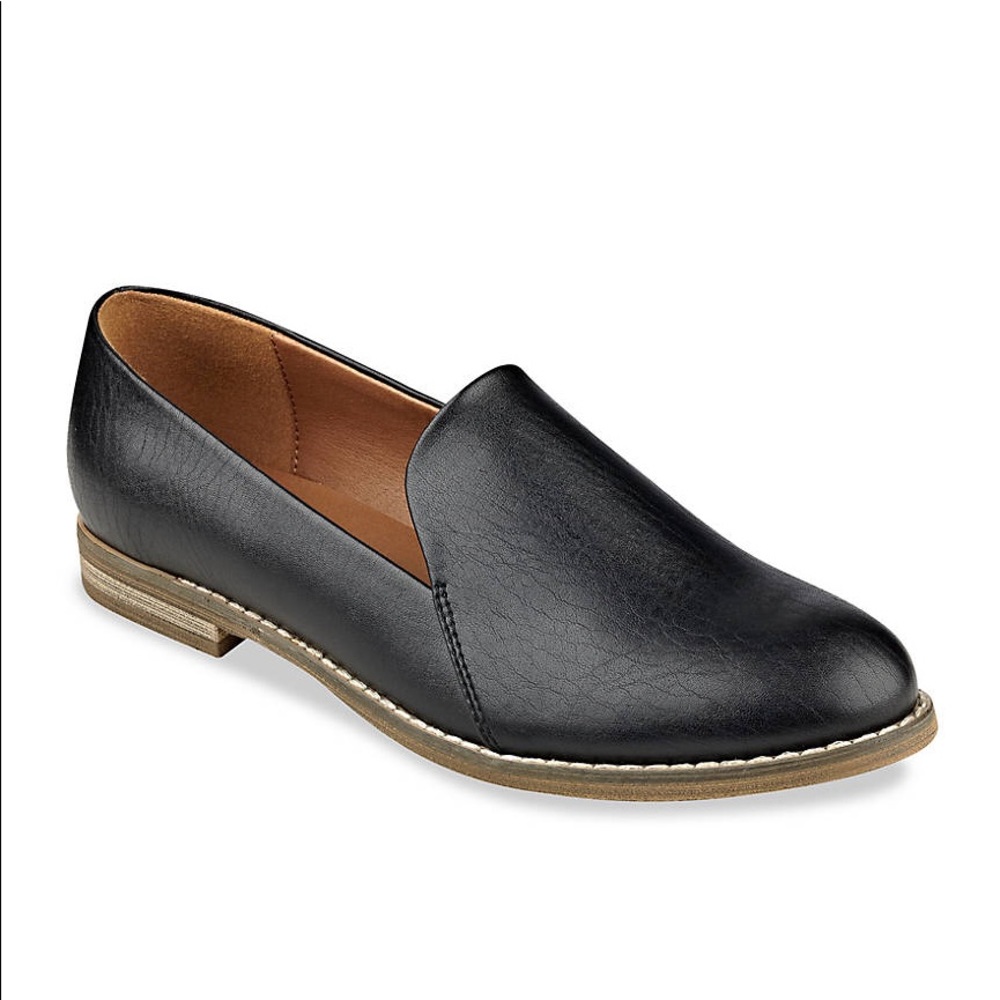 Indigo Road Hani Loafer Black leather flat sz 11